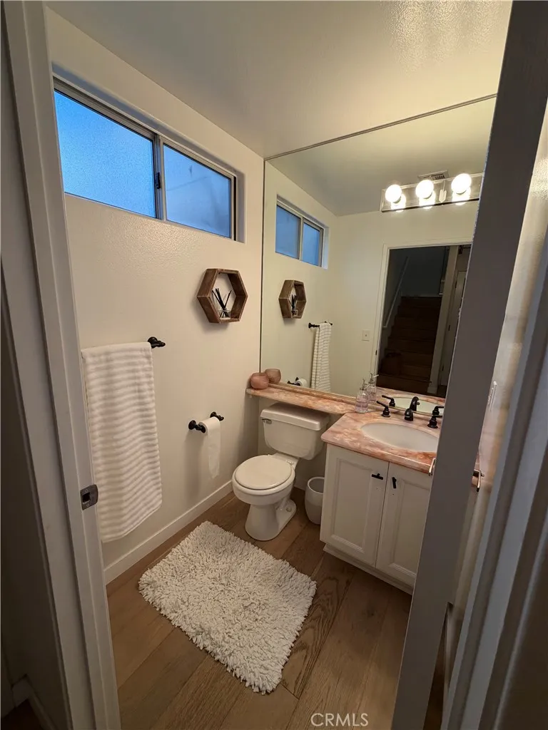 4970 Kester Avenue #10 Sherman Oaks, CA 91403