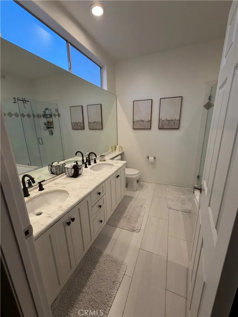 4970 Kester Avenue #10 Sherman Oaks, CA 91403
