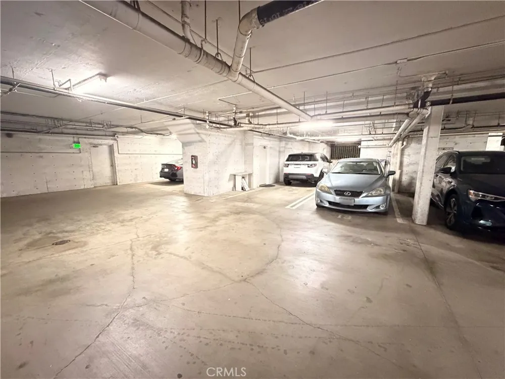 4970 Kester Avenue #10 Sherman Oaks, CA 91403