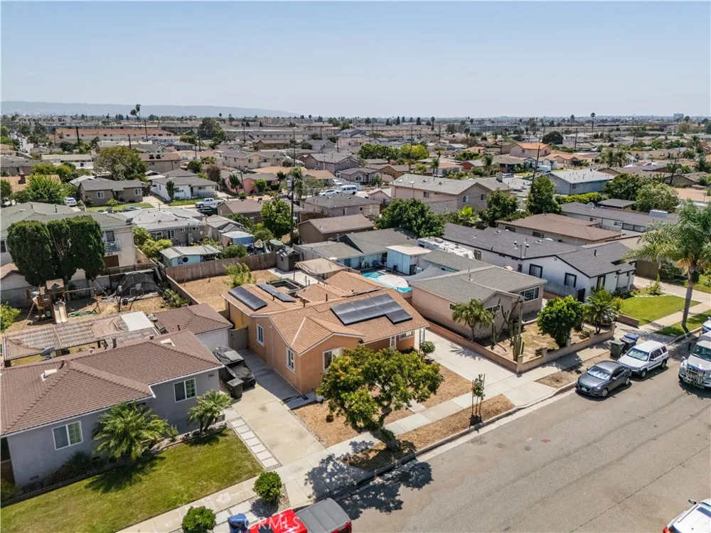3156 W 133rd Street Hawthorne, CA 90250