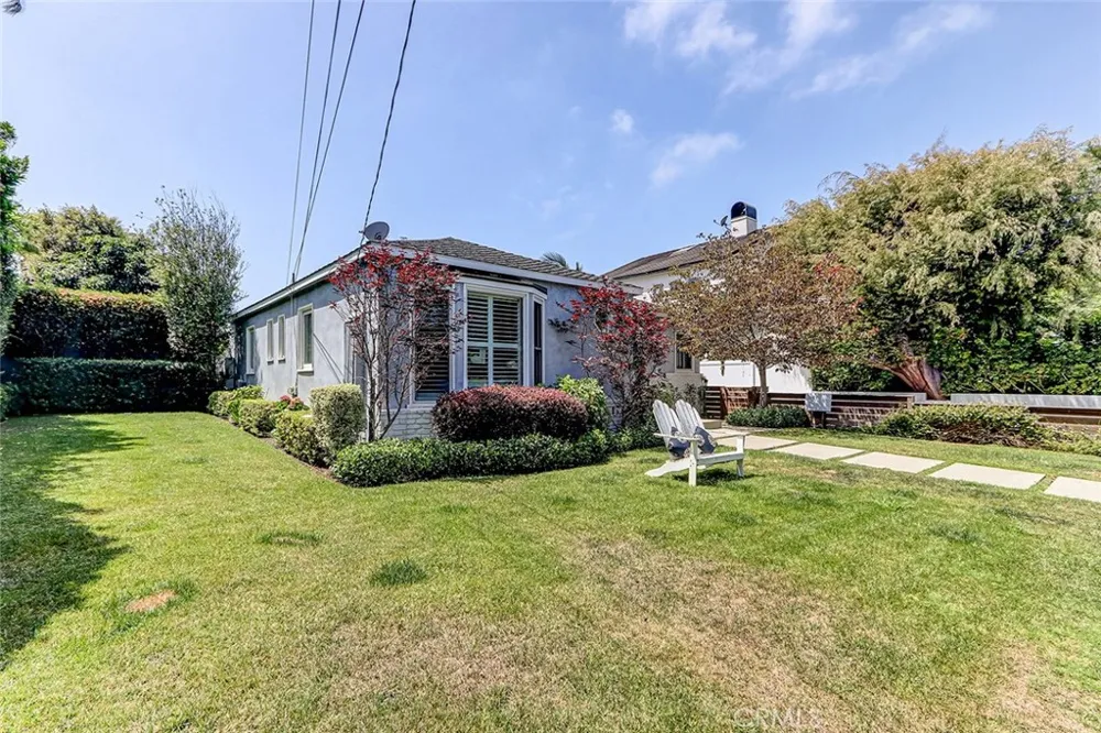202 W Sycamore El Segundo, CA 90245