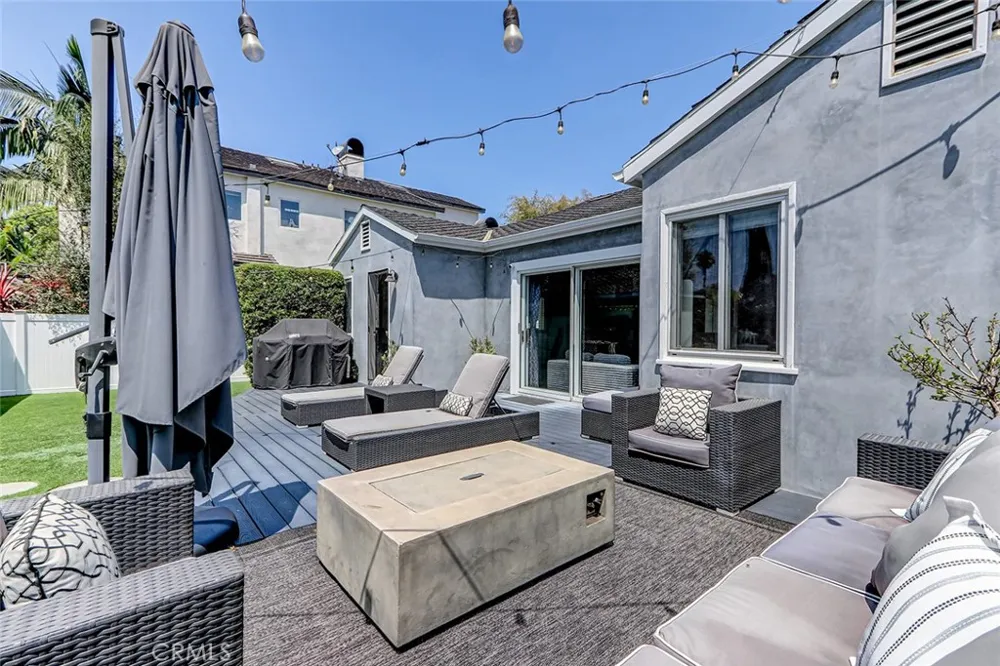 202 W Sycamore El Segundo, CA 90245