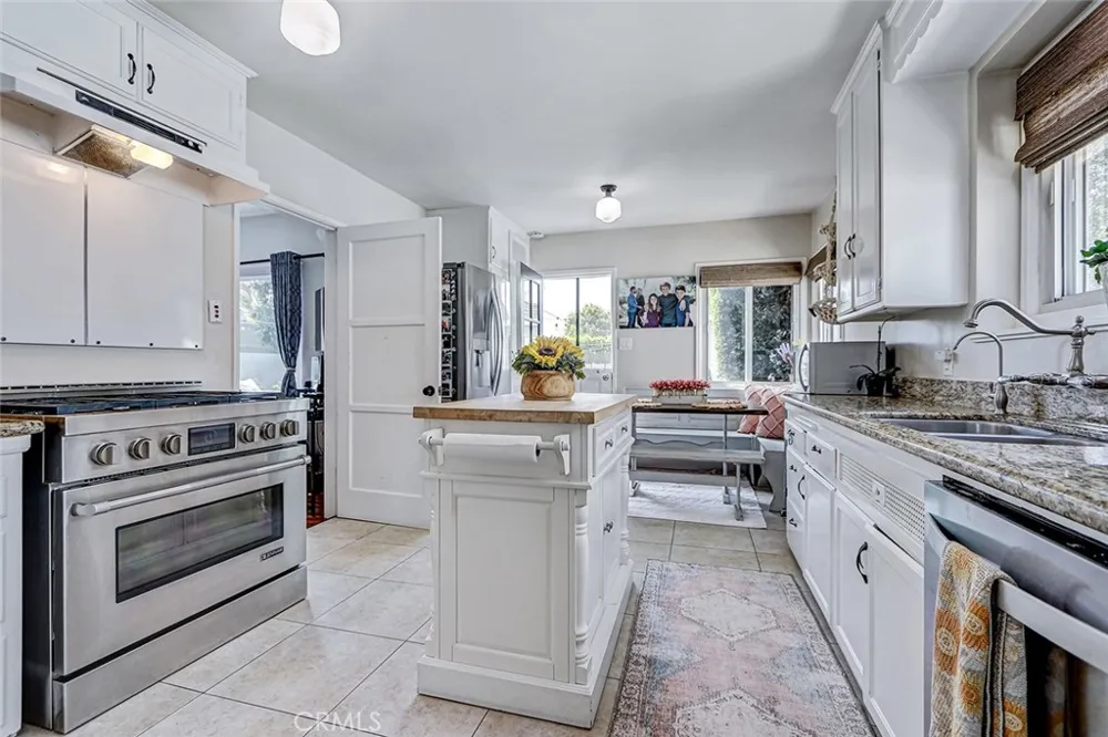 202 W Sycamore El Segundo, CA 90245