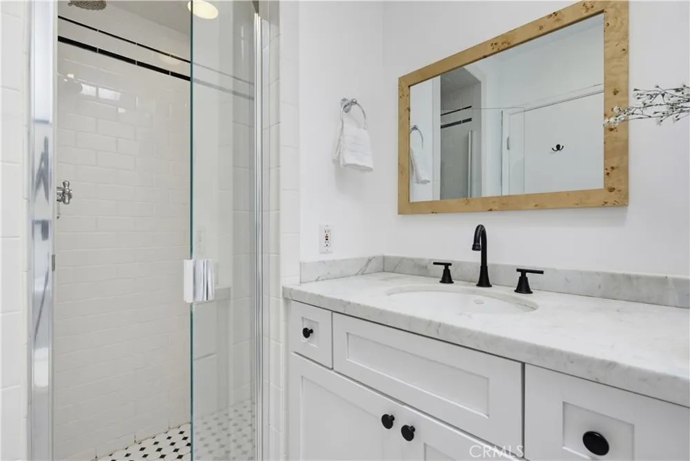 852 15th Street #5 Santa Monica, CA 90403