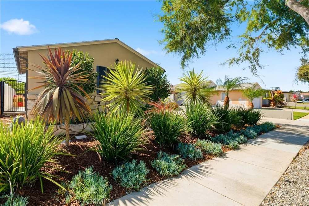 14115 Judah Avenue Hawthorne, CA 90250