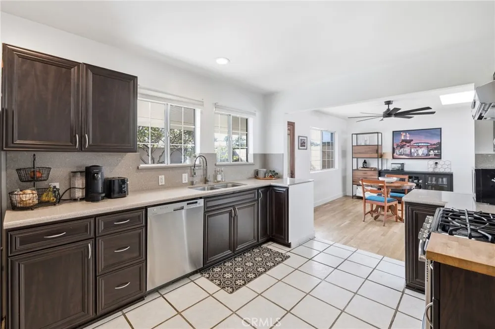 14115 Judah Avenue Hawthorne, CA 90250