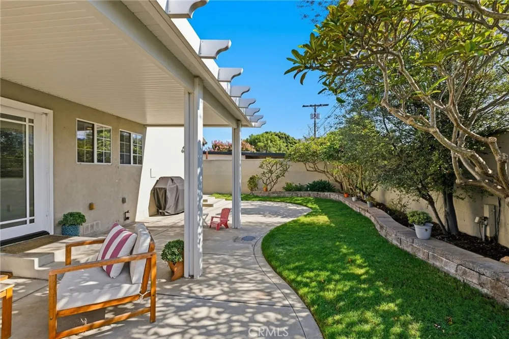 14115 Judah Avenue Hawthorne, CA 90250