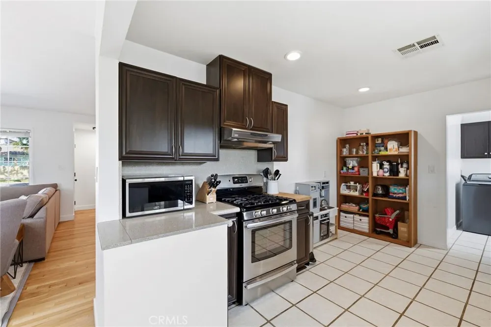 14115 Judah Avenue Hawthorne, CA 90250