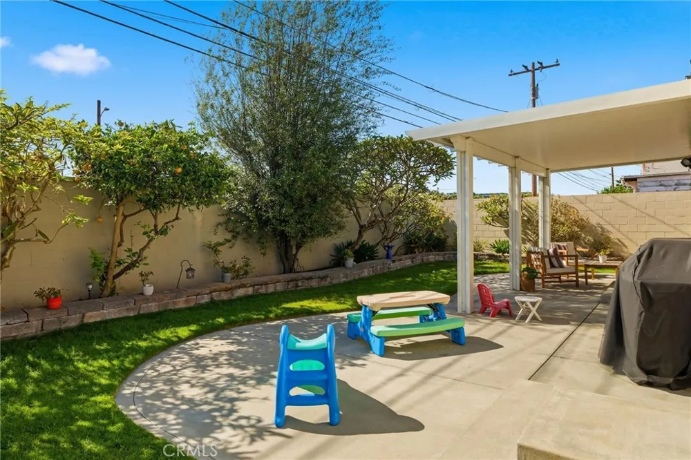 14115 Judah Avenue Hawthorne, CA 90250