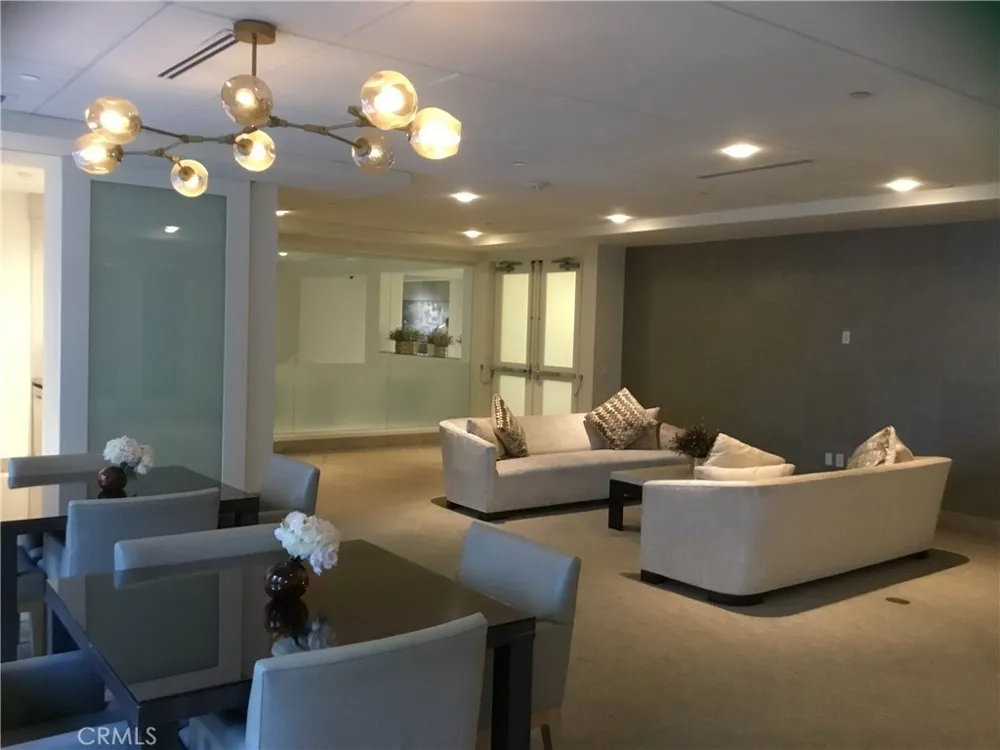 1440 VETERAN AVENUE #322 Los Angeles, CA 90024