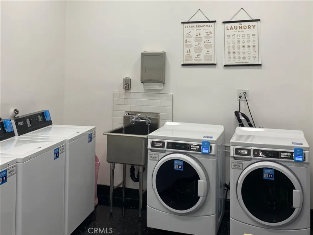 1440 VETERAN AVENUE #322 Los Angeles, CA 90024