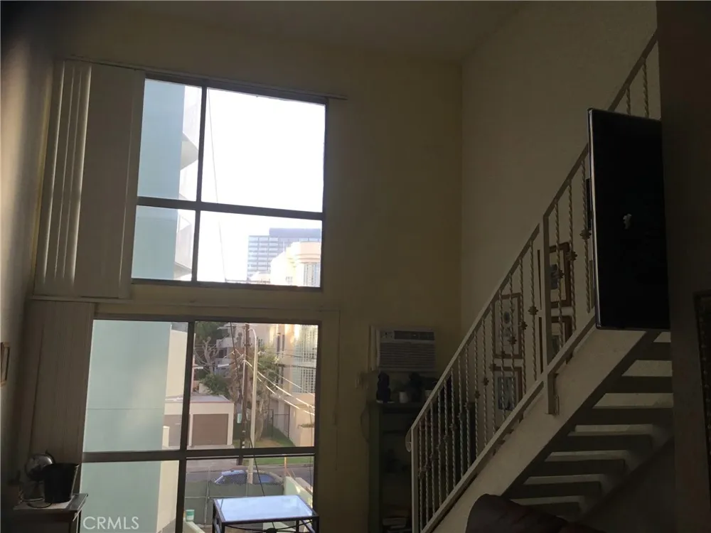 1440 VETERAN AVENUE #322 Los Angeles, CA 90024