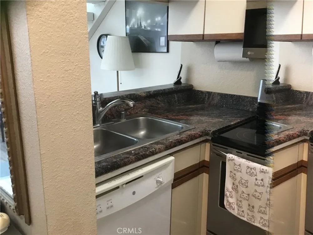 1440 VETERAN AVENUE #322 Los Angeles, CA 90024