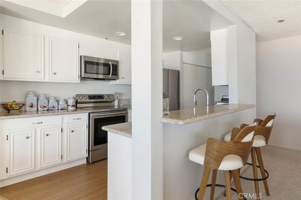 625 Esplanade #53 Redondo Beach, CA 90277