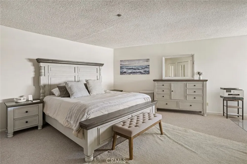 625 Esplanade #53 Redondo Beach, CA 90277