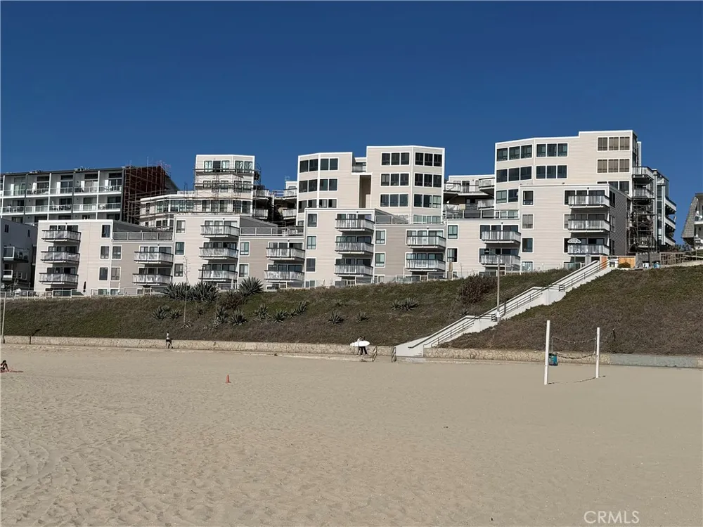 625 Esplanade #53 Redondo Beach, CA 90277