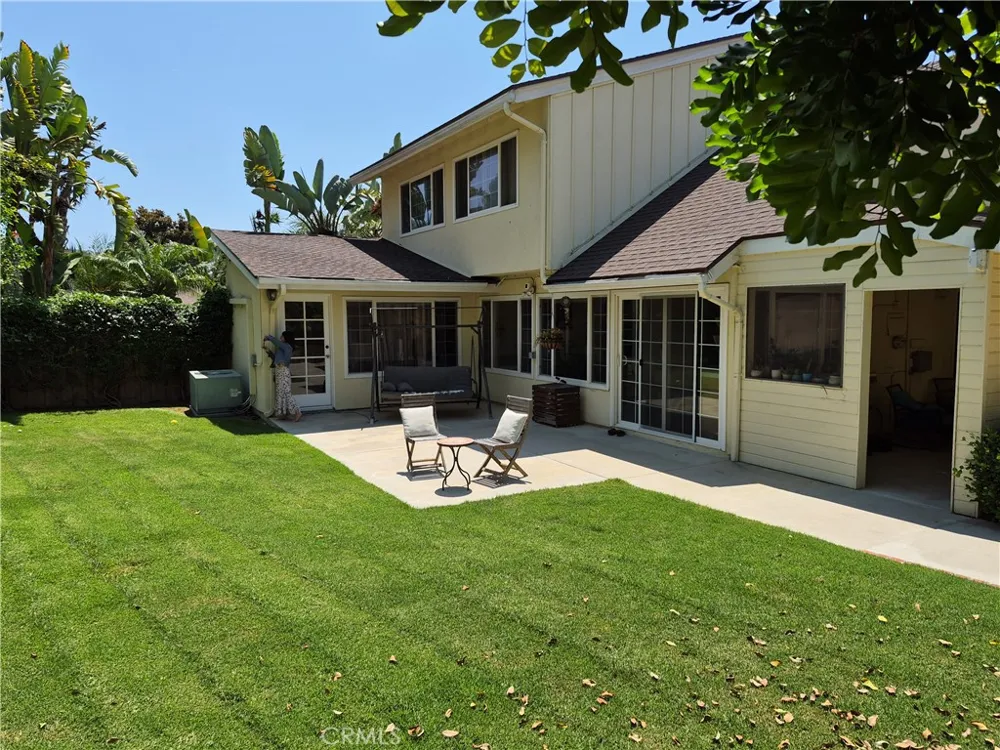 2100 Shady Brook dr Thousand Oaks, CA 91362