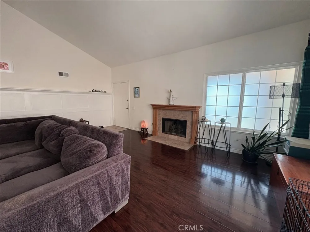 2100 Shady Brook dr Thousand Oaks, CA 91362