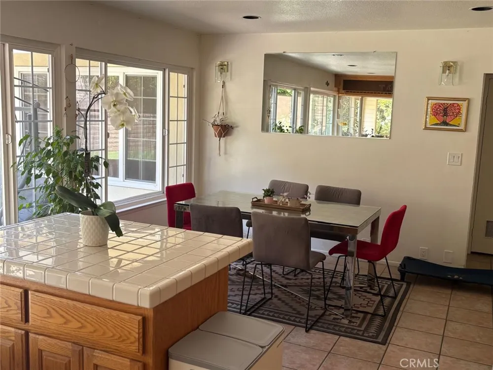 2100 Shady Brook dr Thousand Oaks, CA 91362