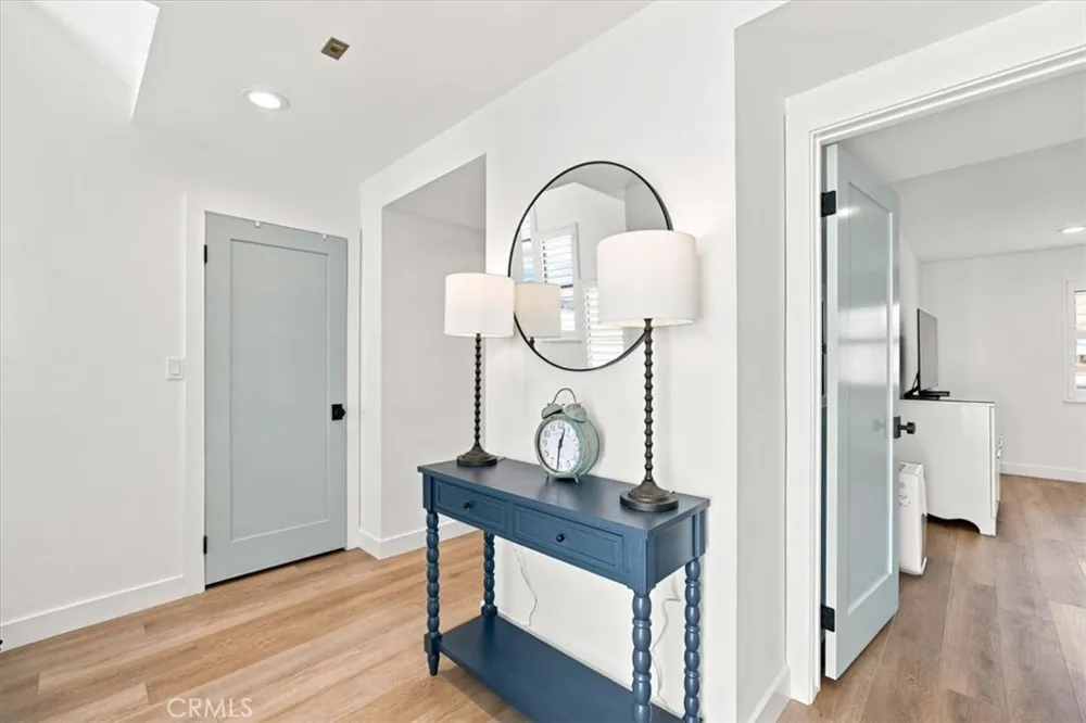 225 4th Street Hermosa Beach, CA 90254