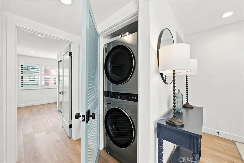 225 4th Street Hermosa Beach, CA 90254