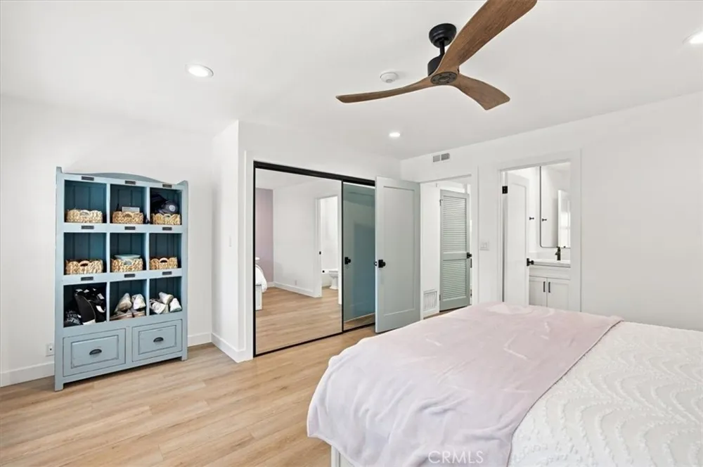 225 4th Street Hermosa Beach, CA 90254