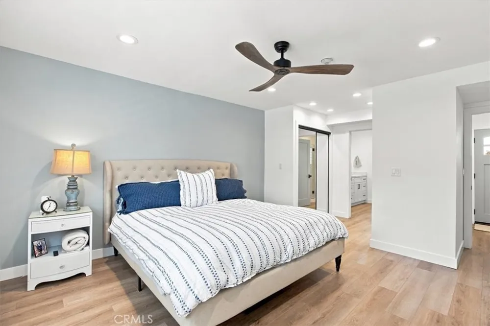 225 4th Street Hermosa Beach, CA 90254
