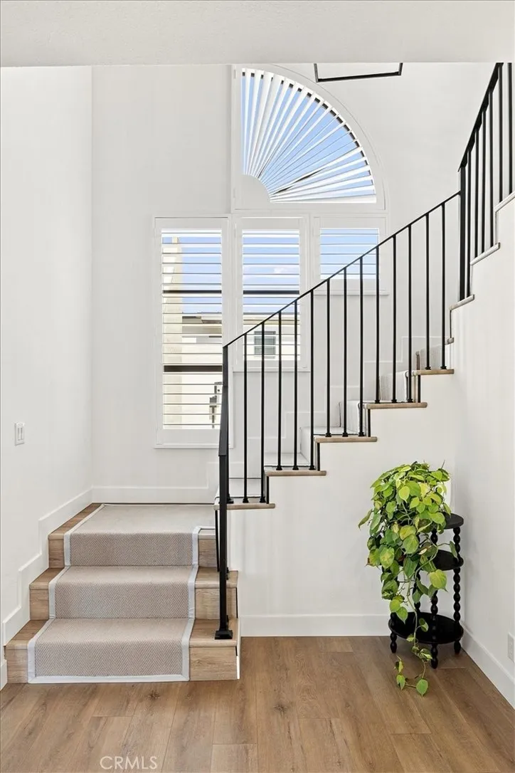 225 4th Street Hermosa Beach, CA 90254