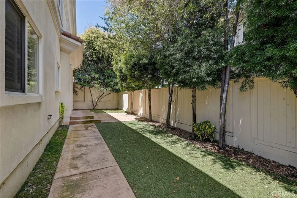 1819 Speyer Lane #B Redondo Beach, CA 90278
