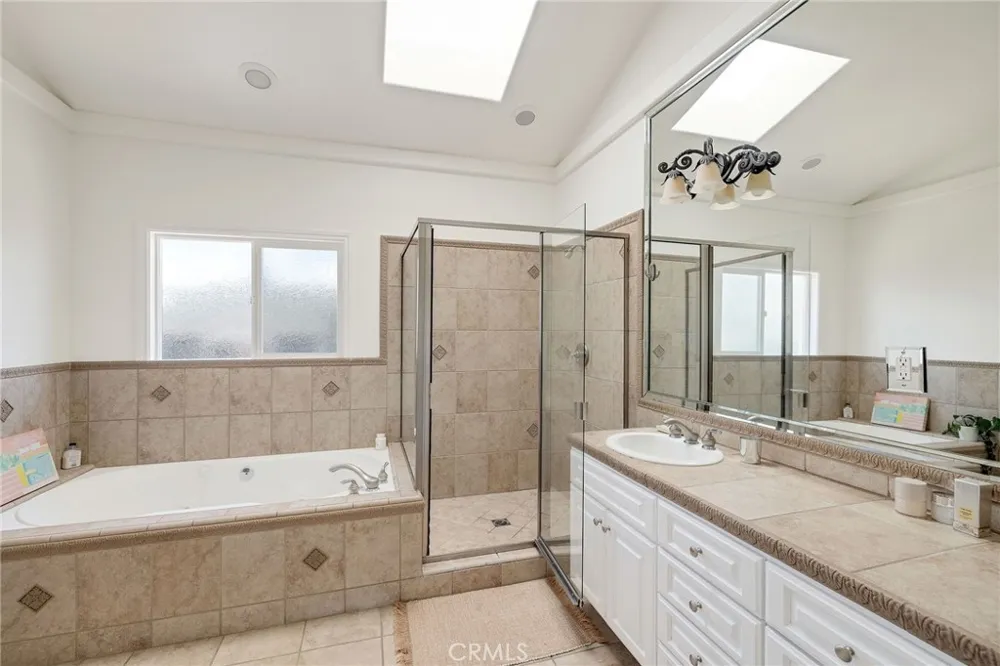 1819 Speyer Lane #B Redondo Beach, CA 90278