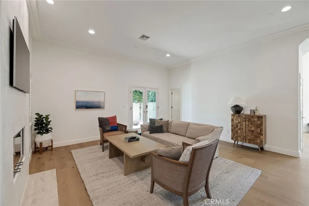 1819 Speyer Lane #B Redondo Beach, CA 90278