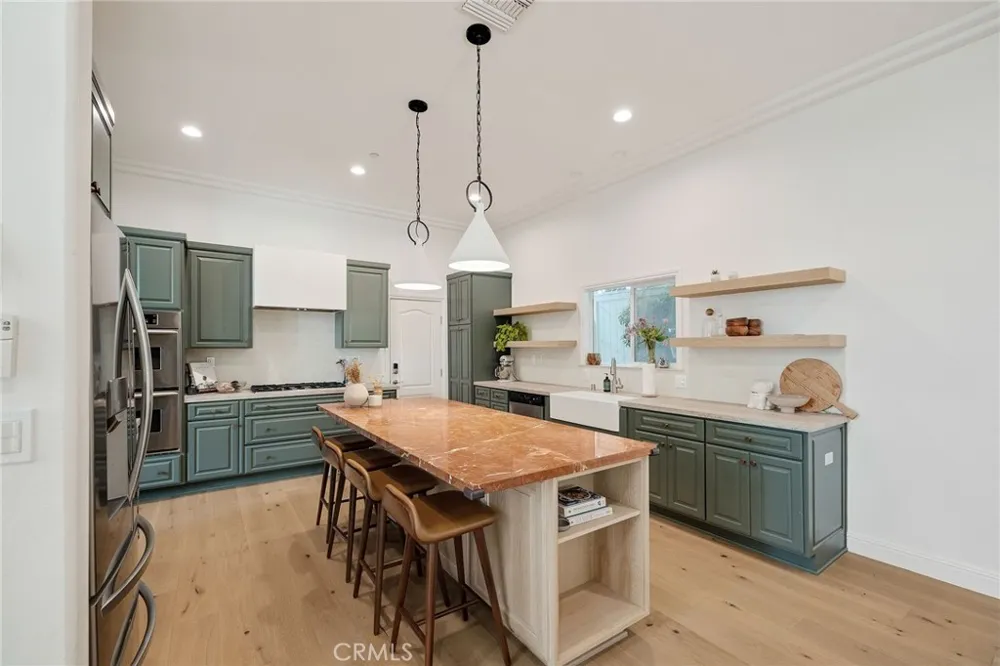 1819 Speyer Lane #B Redondo Beach, CA 90278