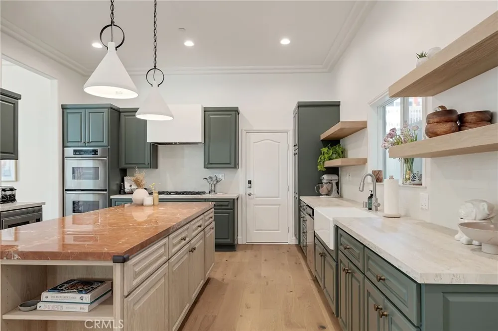 1819 Speyer Lane #B Redondo Beach, CA 90278