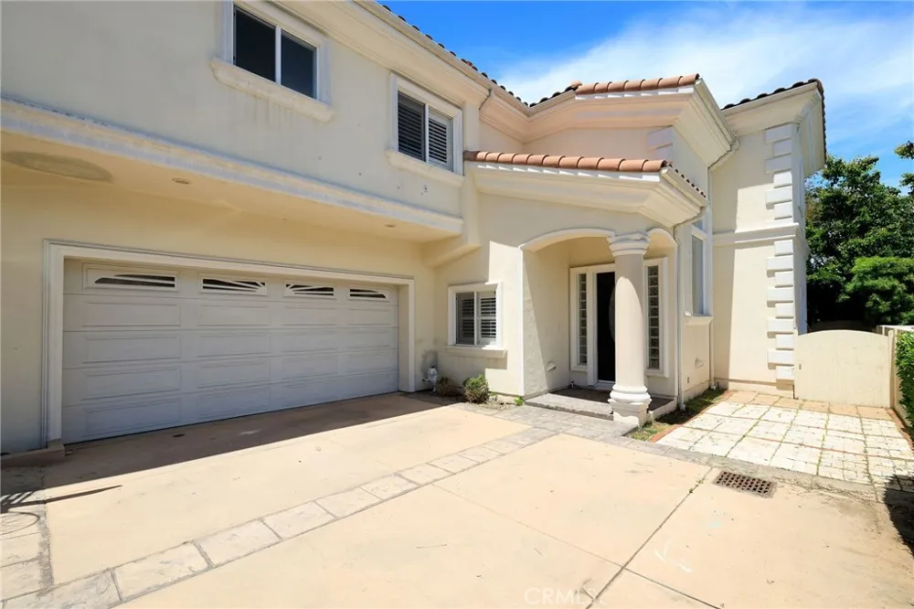1819 Speyer Lane #B Redondo Beach, CA 90278