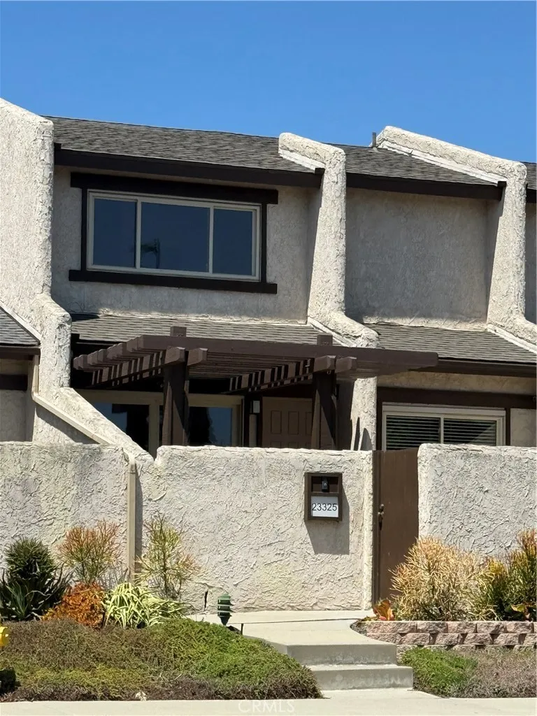 23325 Sesame Torrance, CA 90502