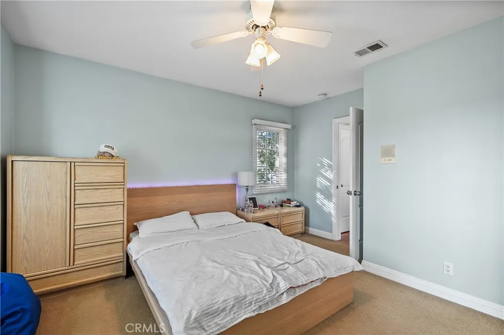 1807 10th Manhattan Beach, CA 90266