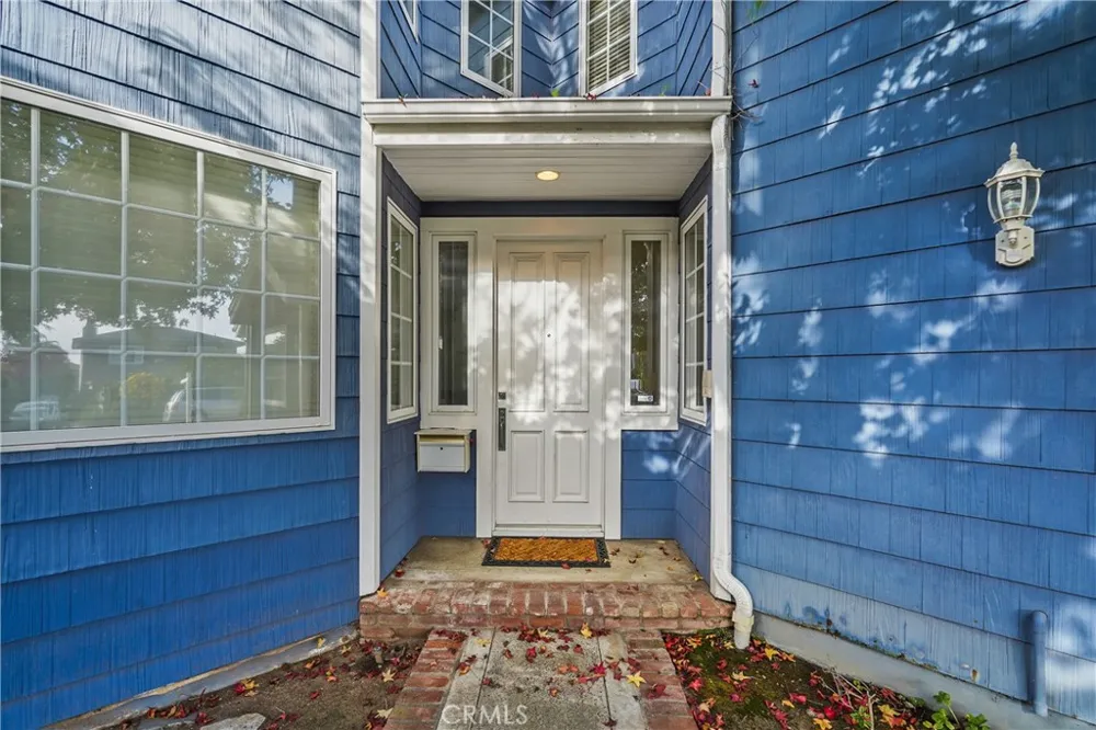 1807 10th Manhattan Beach, CA 90266