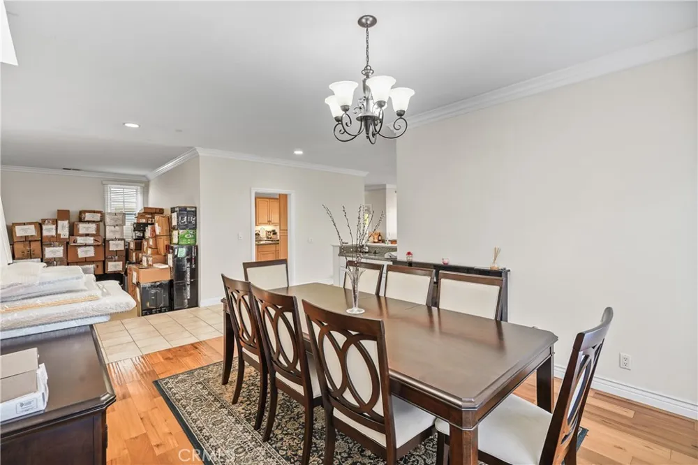 1807 10th Manhattan Beach, CA 90266