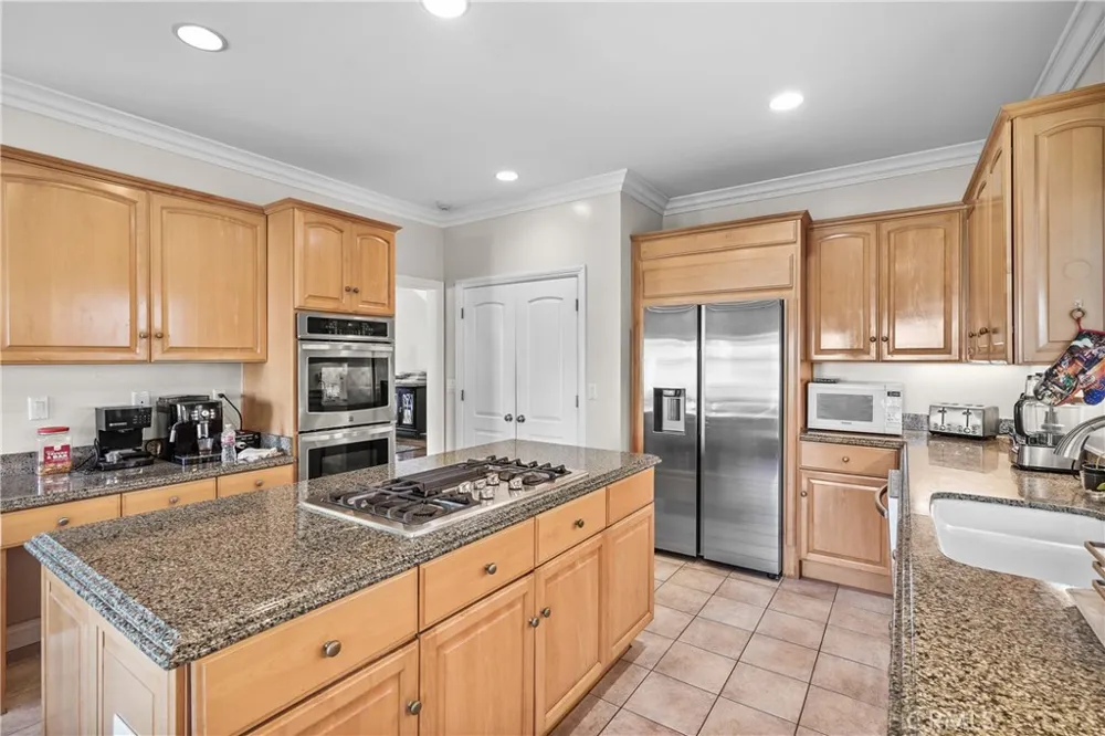 1807 10th Manhattan Beach, CA 90266