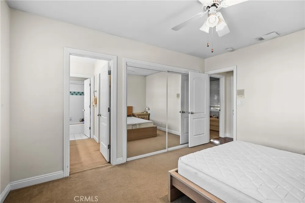 1807 10th Manhattan Beach, CA 90266