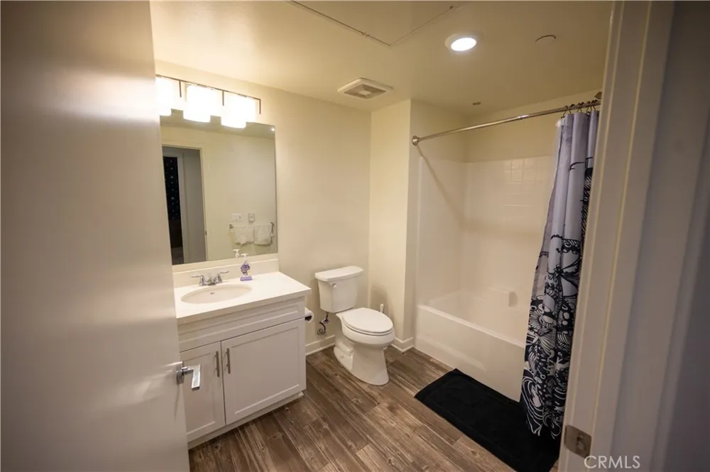 12655 Bluff Creek Drive #123 Playa Vista, CA 90094