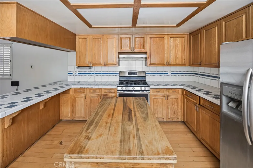 12306 Idaho Avenue Los Angeles, CA 90025