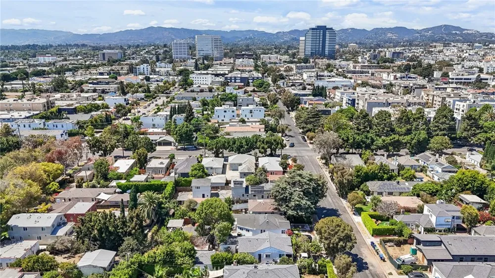12306 Idaho Avenue Los Angeles, CA 90025