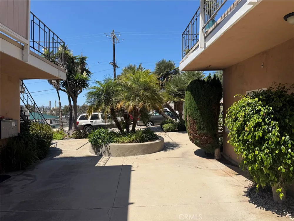 224 Lomita El Segundo, CA 90245