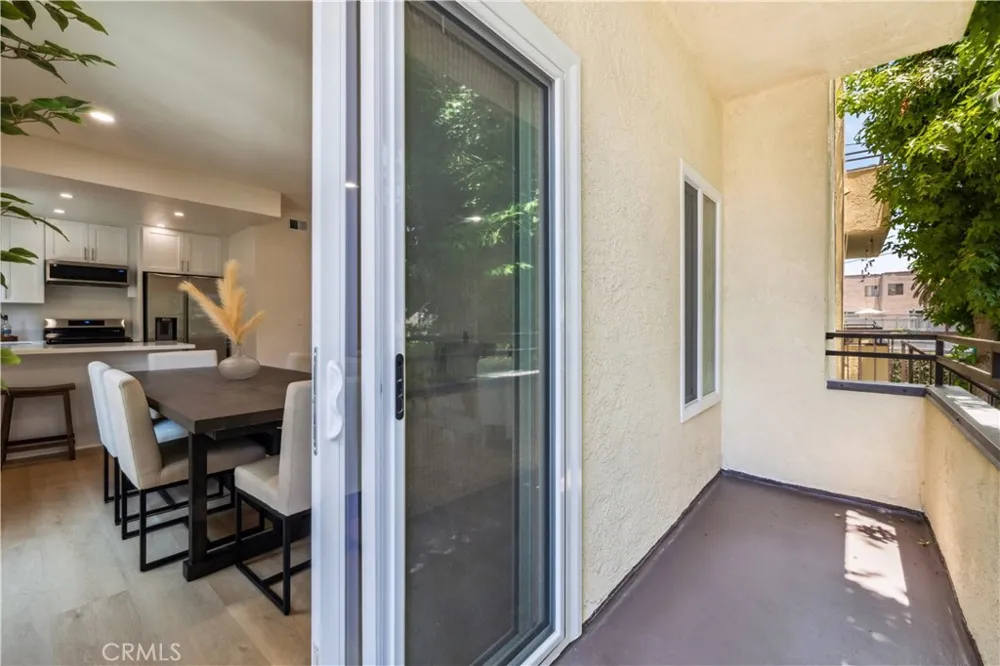 11722 Avon Way #103 Los Angeles, CA 90066