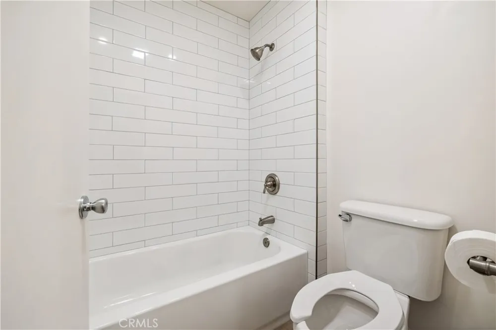 11722 Avon Way #103 Los Angeles, CA 90066