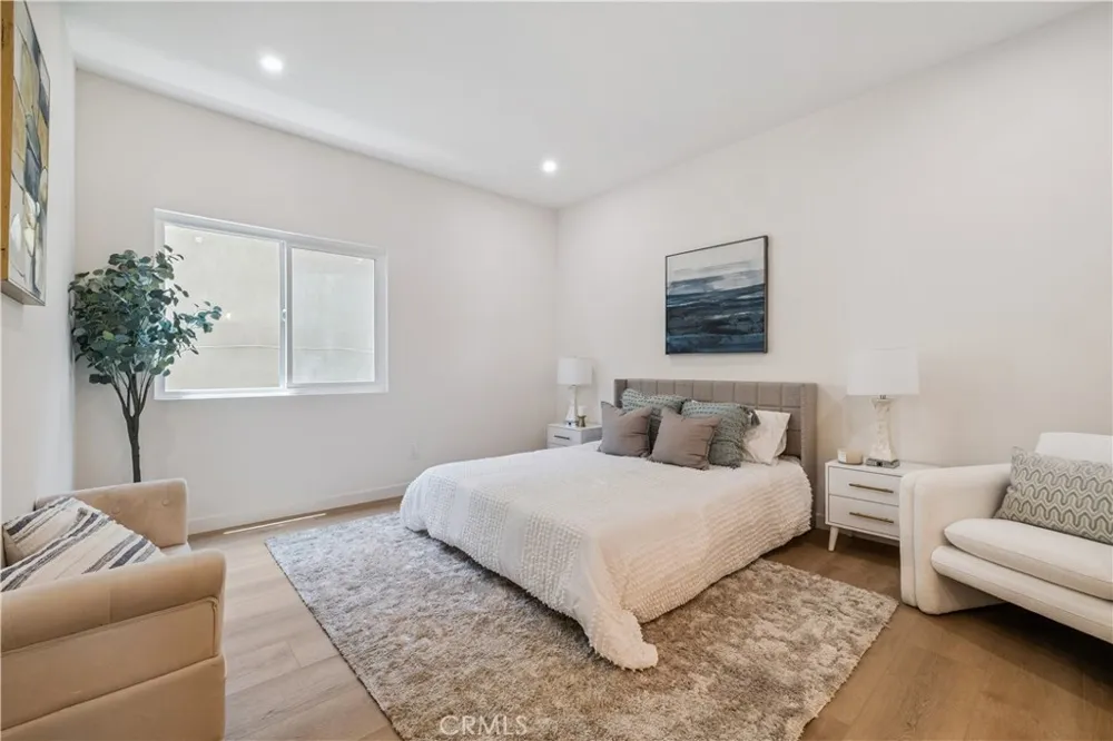 11722 Avon Way #103 Los Angeles, CA 90066