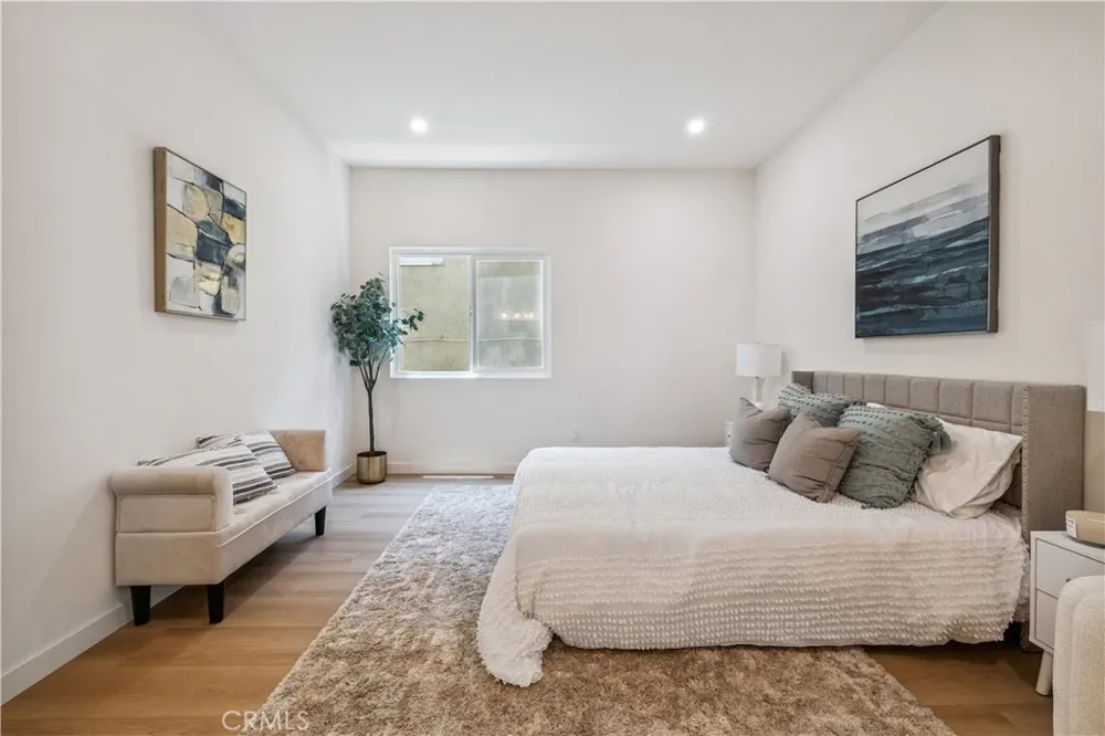 11722 Avon Way #103 Los Angeles, CA 90066