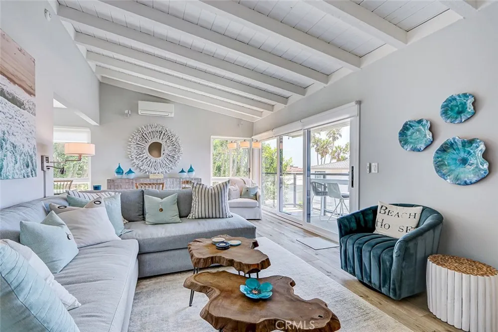 2512 Ocean Manhattan Beach, CA 90266