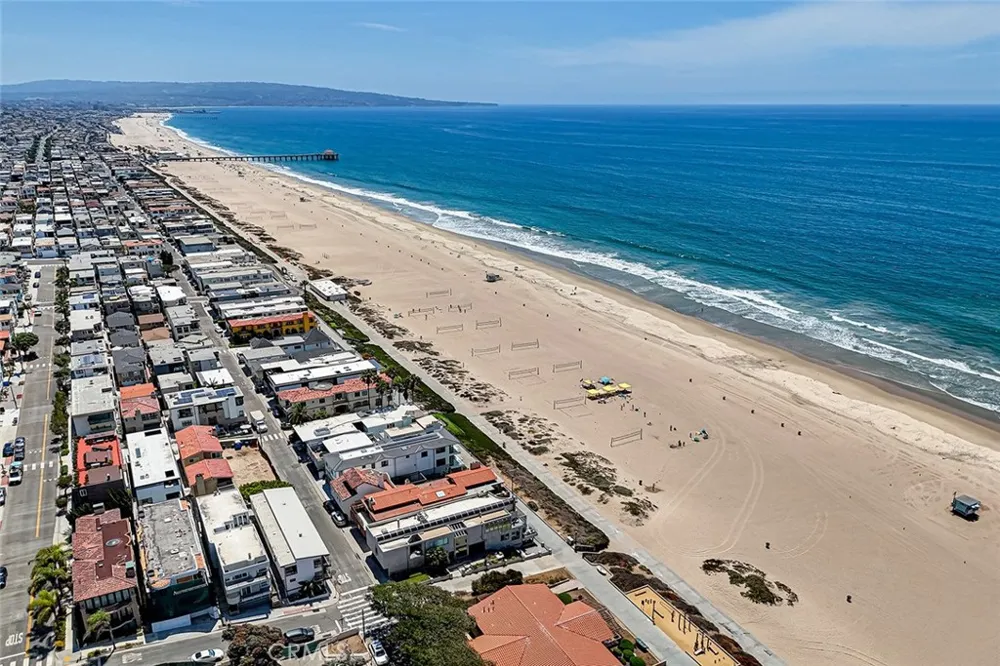 2512 Ocean Manhattan Beach, CA 90266